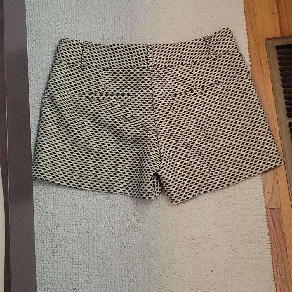 Loft shorts - Picture 3 of 3